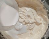 Foto langkah ke 4 dari resep Bolu Kukus Tiramisu.