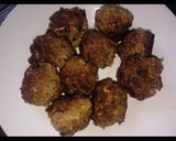 A picture of step 3 of Meat balls stew.