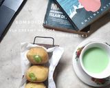 Foto langkah ke 9 dari resep Bomboloni Vla Creamy Matcha (Cuma Diaduk).
