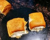 स्टफ गार्लिक बटर पिज्जा बन(stuff garlic butter pizza bun recipe in hindi) रेसिपी चरण 1 फोटो