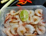Foto langkah ke 1 dari resep 210. Tumis Udang Bawang.