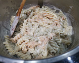 Foto del paso 5 de la receta: Pasta con bechamel y huevo
