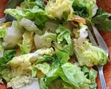 Foto del paso 3 de la receta: Ensalada de lechuga con naranja y nuez