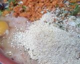 Foto del paso 3 de la receta: Hamburguesas de pollo con fresca ensalada