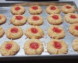 Foto langkah ke 10 dari resep 81.Thumbprint cookies.