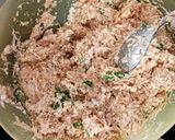 A picture of step 6 of Semolina and Vermicelli idli.