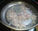 A picture of step 2 of Spicy Aloo veg Burger.