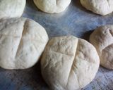 Foto del paso 5 de la receta: Panecillos blancos - tipo pizza 💟✨
