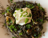 Foto del paso 6 de la receta: Arroz negro con frutos del mar