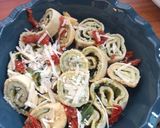 Foto del passaggio 4 della ricetta Girelle ricotta e spinaci