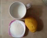 A picture of step 1 of Mango shake.