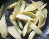 A picture of step 2 of Sweet potatoes french fries 🍟.