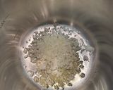 Foto del paso 1 de la receta: Crema de espárragos verdes con espinacas