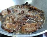 A picture of step 6 of Marinated pork chops on soy sauce (Bistek).