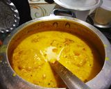A picture of step 2 of Kadhi pakora.