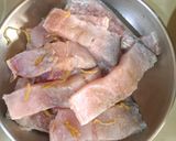 Foto langkah ke 2 dari resep Soup Ikan Kakap Sayur Asin.
