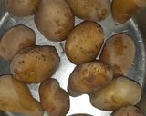A picture of step 1 of Potato Roll.