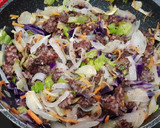 Foto del paso 4 de la receta: Hojas de col rellenas de verduras y morcilla de Burgos