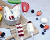 Foto del paso 2 de la receta: Polo de yogur y frutos rojos - Moldes de helado icónicos |Lékué