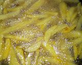 A picture of step 3 of Fried Irish potatoes.