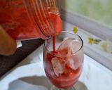 Foto langkah ke 3 dari resep Strawberry Yakult.