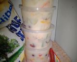 Foto langkah ke 1 dari resep Salad buah so simple.