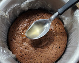 Foto del paso 4 de la receta: 🍰🍫 Torta húmeda con ganache de dulce de leche, chantilly con hilos de chocolate 🍫🍰