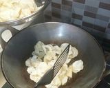 Foto langkah ke 7 dari resep Rawon Daging.