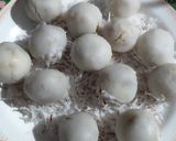 A picture of step 5 of Coconut Balls.