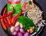 Foto langkah ke 3 dari resep Tumis Daun Kenikir Teri.