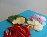 Foto langkah ke 1 dari resep Sambel Goreng Manisa (labu siam).