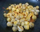 Hình bước làm 2 của món Bánh Canh Thập Cẩm