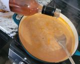 A picture of step 5 of Seafood Rose` penne pasta.