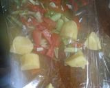 Foto del paso 4 de la receta: Arañita con verduras a la bolsa
