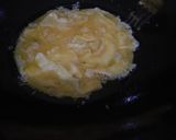 Foto langkah ke 3 dari resep Kwetiaw goreng.