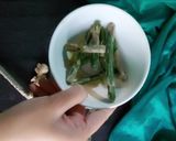 A picture of step 2 of Giloy juice (Immunity boosting juice).