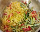 Foto langkah ke 2 dari resep Tumis Pepaya dan Kacang Panjang.