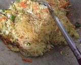 Foto langkah ke 4 dari resep Bihun goreng.