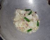 A picture of step 1 of Broccoli Soup.