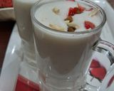 A picture of step 5 of Banana Shake.