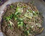 A picture of step 26 of Smoky qeema karahi.