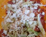 A picture of step 4 of Barajitas-Style Red Enchiladas 🇲🇽.