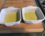 Une image de l'étape 1 de Gratin de pommes de terre à l ail,oignon basilic et mozzarella di buffala au bouillon de gambas.
