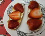 Foto del paso 4 de la receta: Tostadas caprichosas 🍓🍓😋