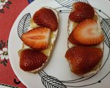 Foto del paso 4 de la receta: Tostadas caprichosas 🍓🍓😋