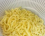 Foto del paso 2 de la receta: Chow Mein con vegetales filetes dePollo !!