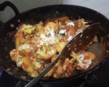 A picture of step 5 of Restaurant Style Sookhi Aloo Gobhi.