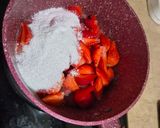 Foto langkah ke 2 dari resep Selai Strawberry.