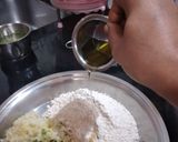 बटाटा-कोथिंबीर पराठा(Batata Kothimbir Paratha Recipe In Marathi) रेसिपी स्टेप 2 फोटो 