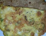 A picture of step 4 of Green chili Omelette.